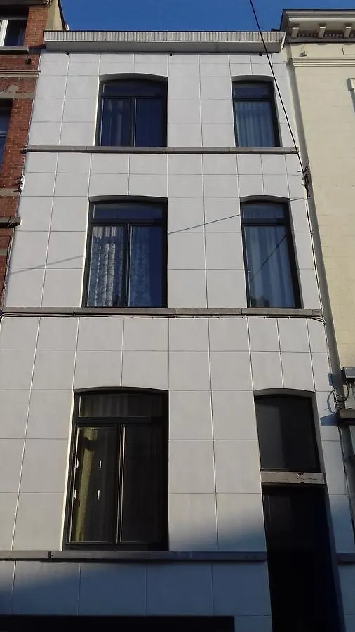 Bed & Breakfast The Flagey ブリュッセル 0*,  ベルギー