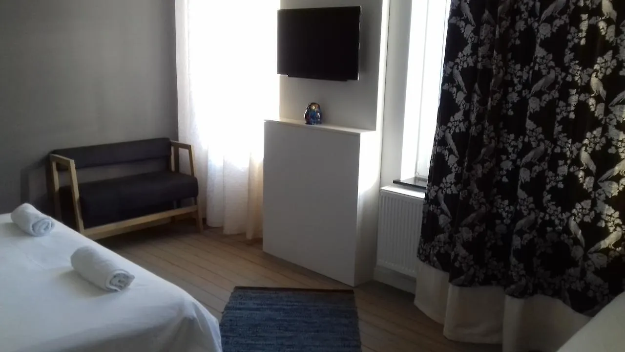 Bed & Breakfast The Flagey ブリュッセル 0*,